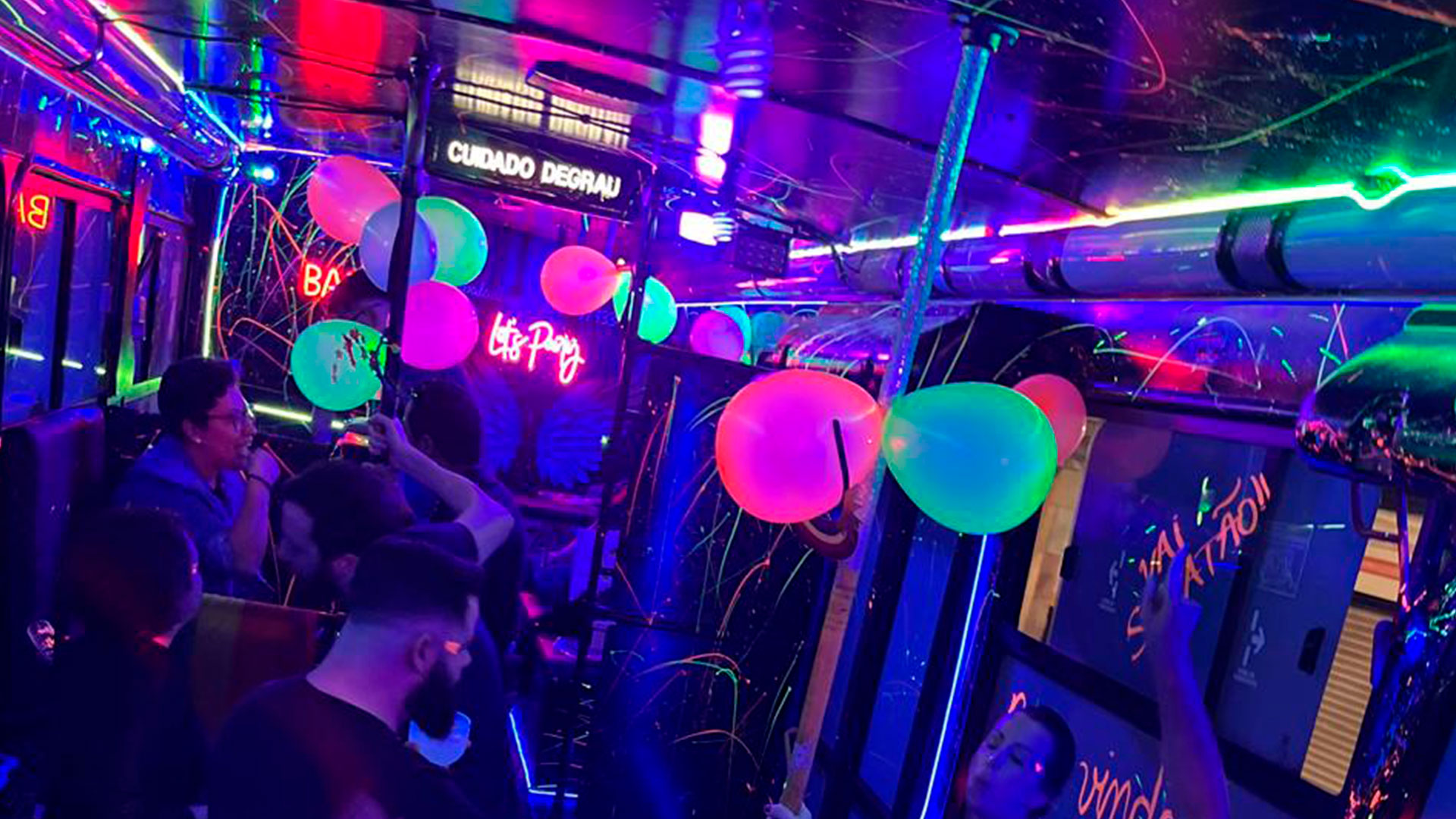 Festa no busão