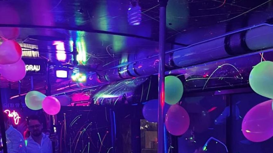 Despedida de Solteiro no Ônibus Balada