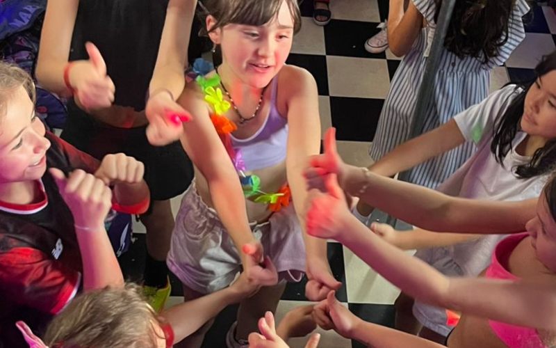 Festa escolar no ônibus: uma experiência única para os alunos