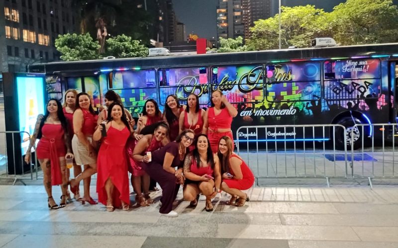 Elas, no comando sobre rodas