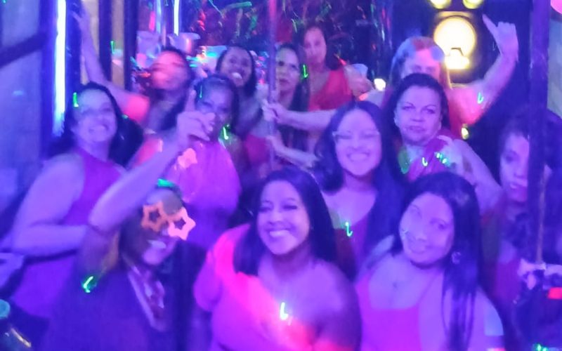 Elas, no comando sobre rodas